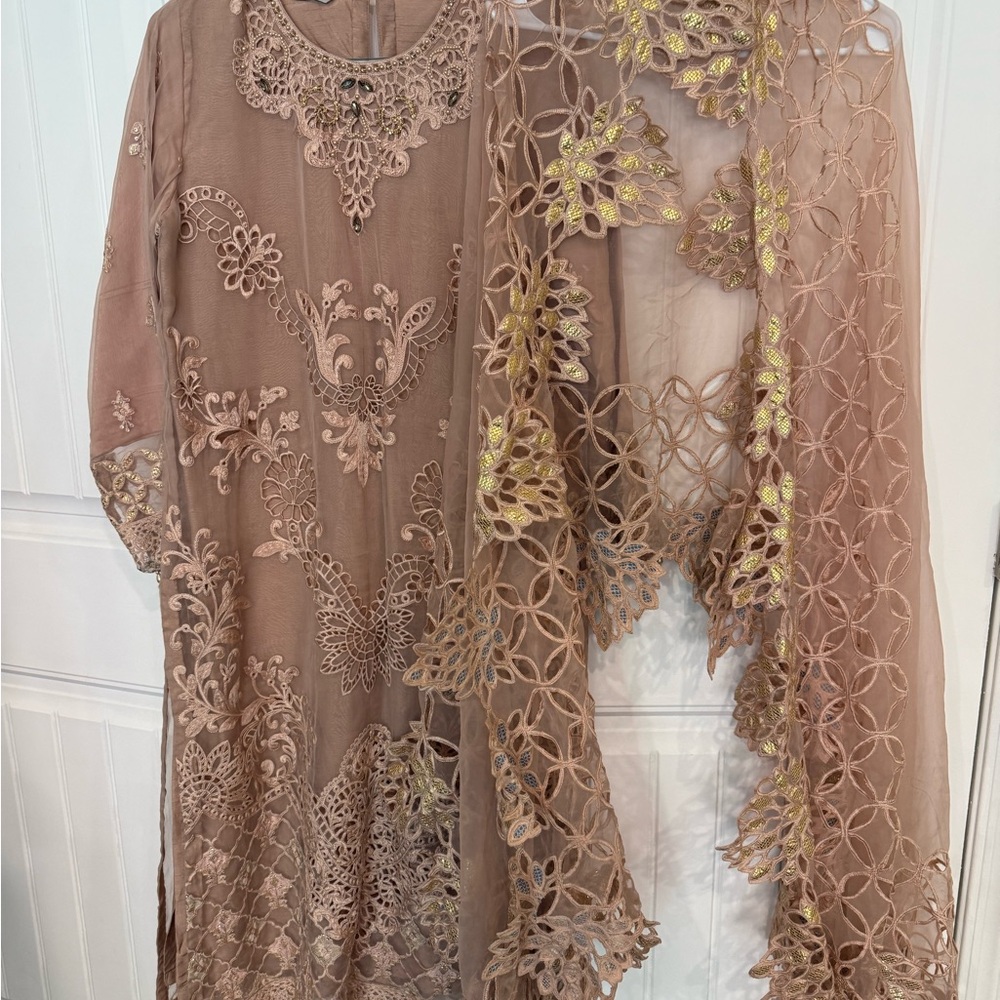 Elegant Embroidered Lace Dress with Shawl
